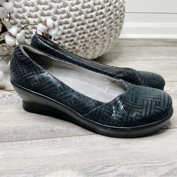 Alegria Flirt Slip On Leather Career Fashion Wedge Pumps Black Dazzler Size 12 - Picture 4 of 8